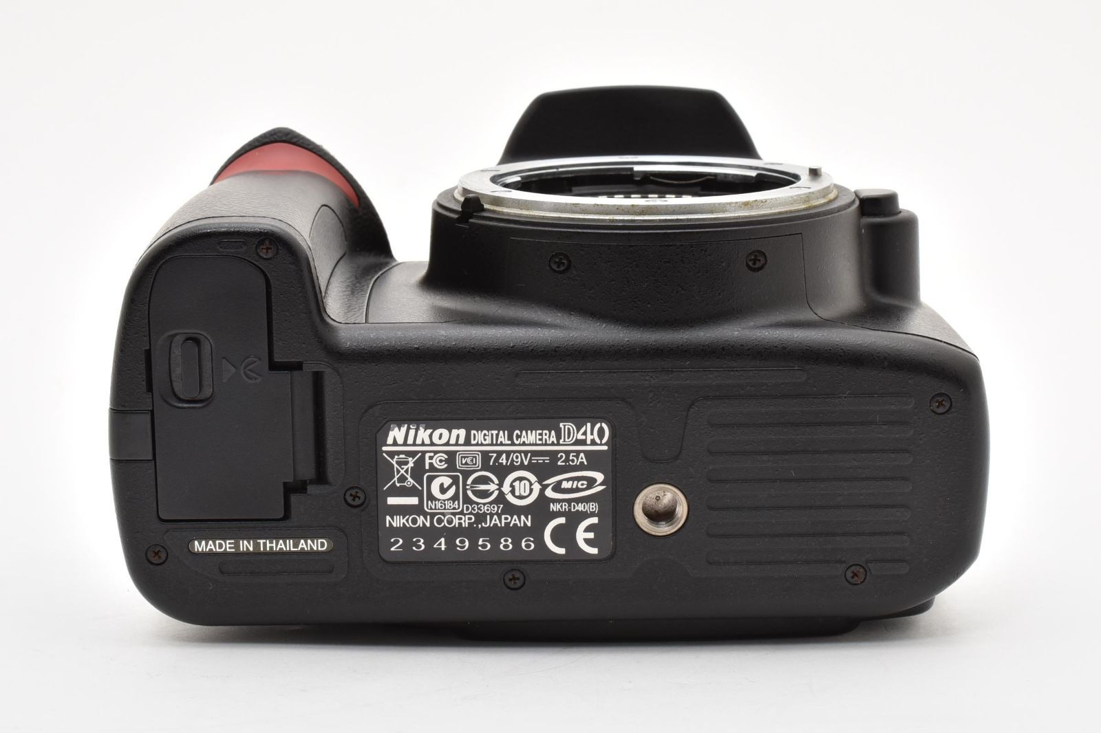 ☆極上品☆ 《ショット数わずか2661回》ニコン Nikon D40 ボディ 【名