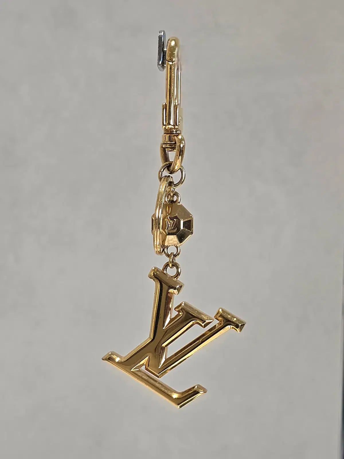 ラックスオール Louis Vuitton ルイヴィトン ファセット キーホルダー M65216