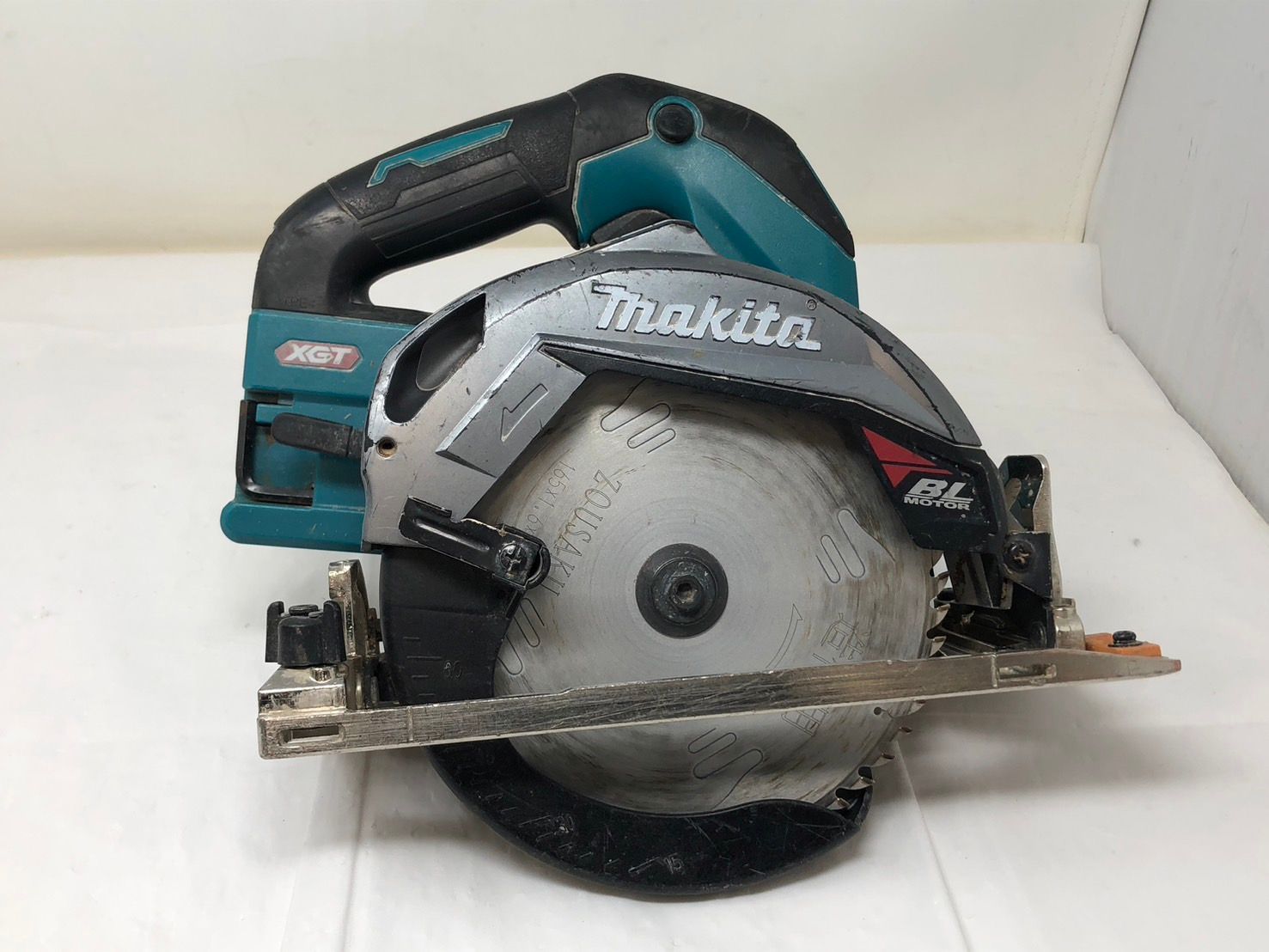 ◆makita マキタ　165㎜　充電式丸ノコ　40V　HS001G　本体のみ　現状品◆21578★