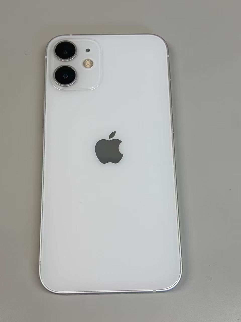 極美品 iPhone12 mini 128GB SIMフリー ホワイト 100% - メルカリ