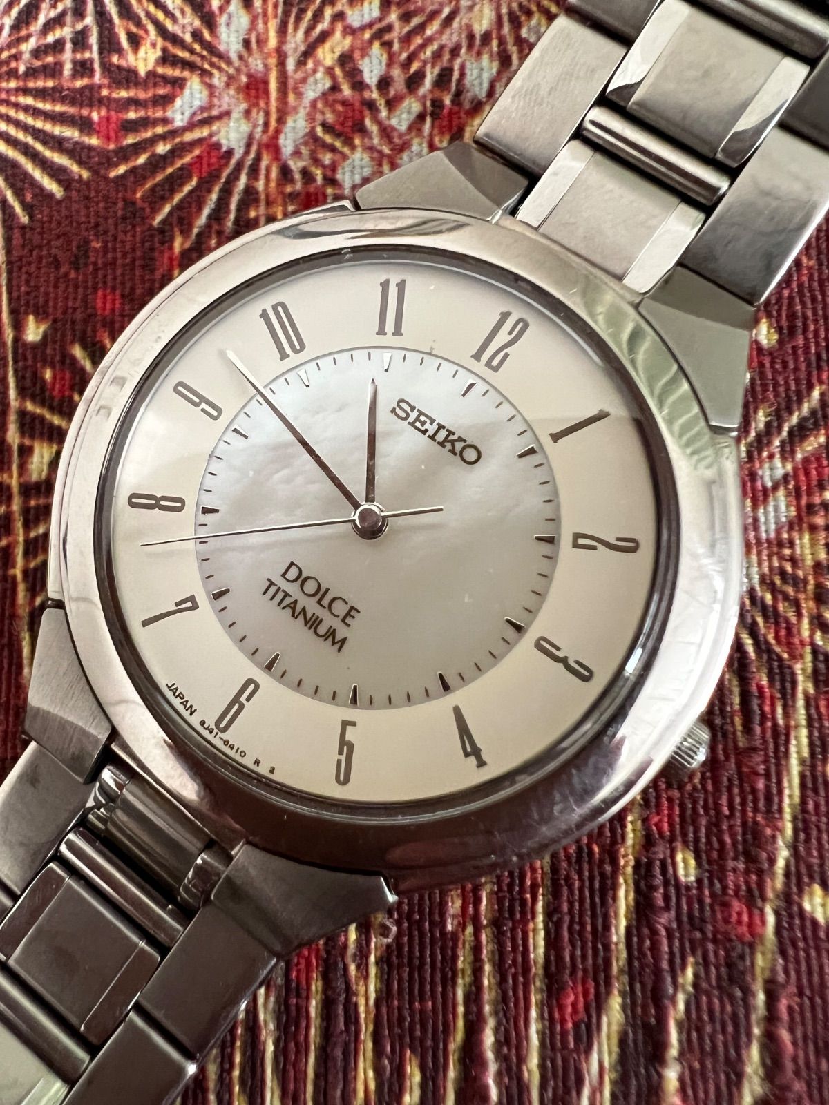 セイコー SEIKO☆ドルチェ☆シェル文字盤 チタン☆稼働品☆8J41-6180