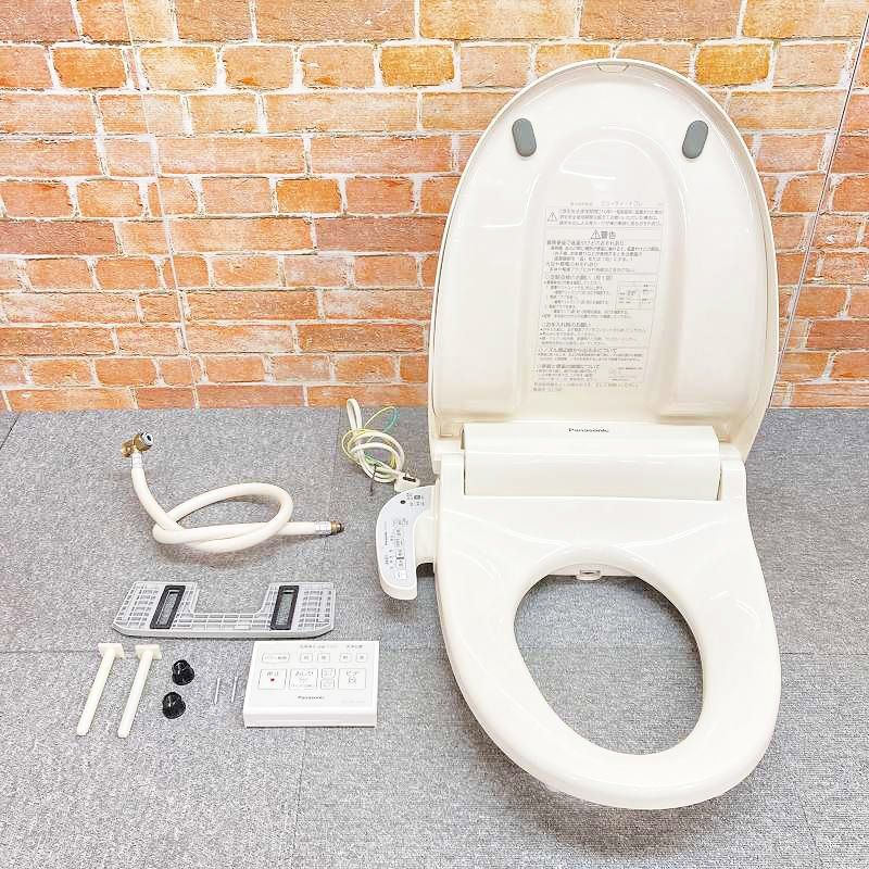 【中古品】【良品】 リモコン付 Panasonic パナソニック 電気温水便座 ウォシュレット シャワートイレ「DL-RL20」 #CP(パステルアイボリー) 1D35