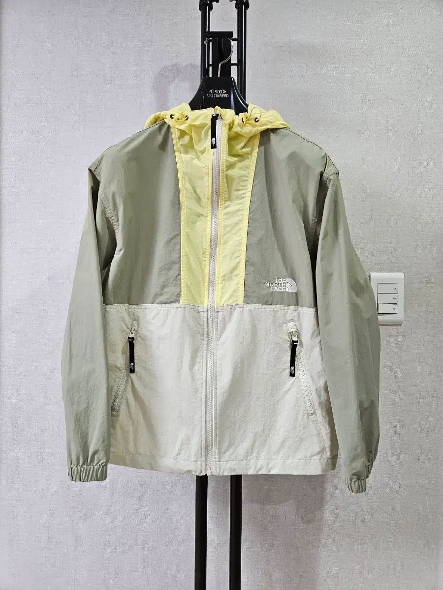 THE NORTH FACE ザノースフェイス 익스플로링 ルーズフィット ウィンドブレーカー ジャケット 90/S (レディース 100サイズ 可能)