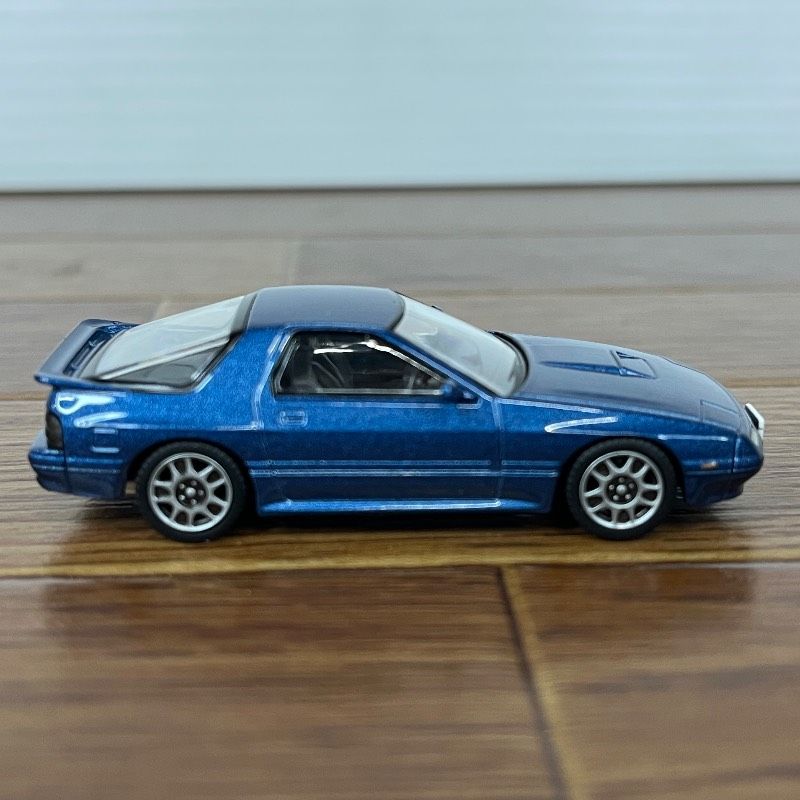 トミカリミテッドヴィンテージ ネオ 1/64 LV-N192b マツダ サバンナ RX