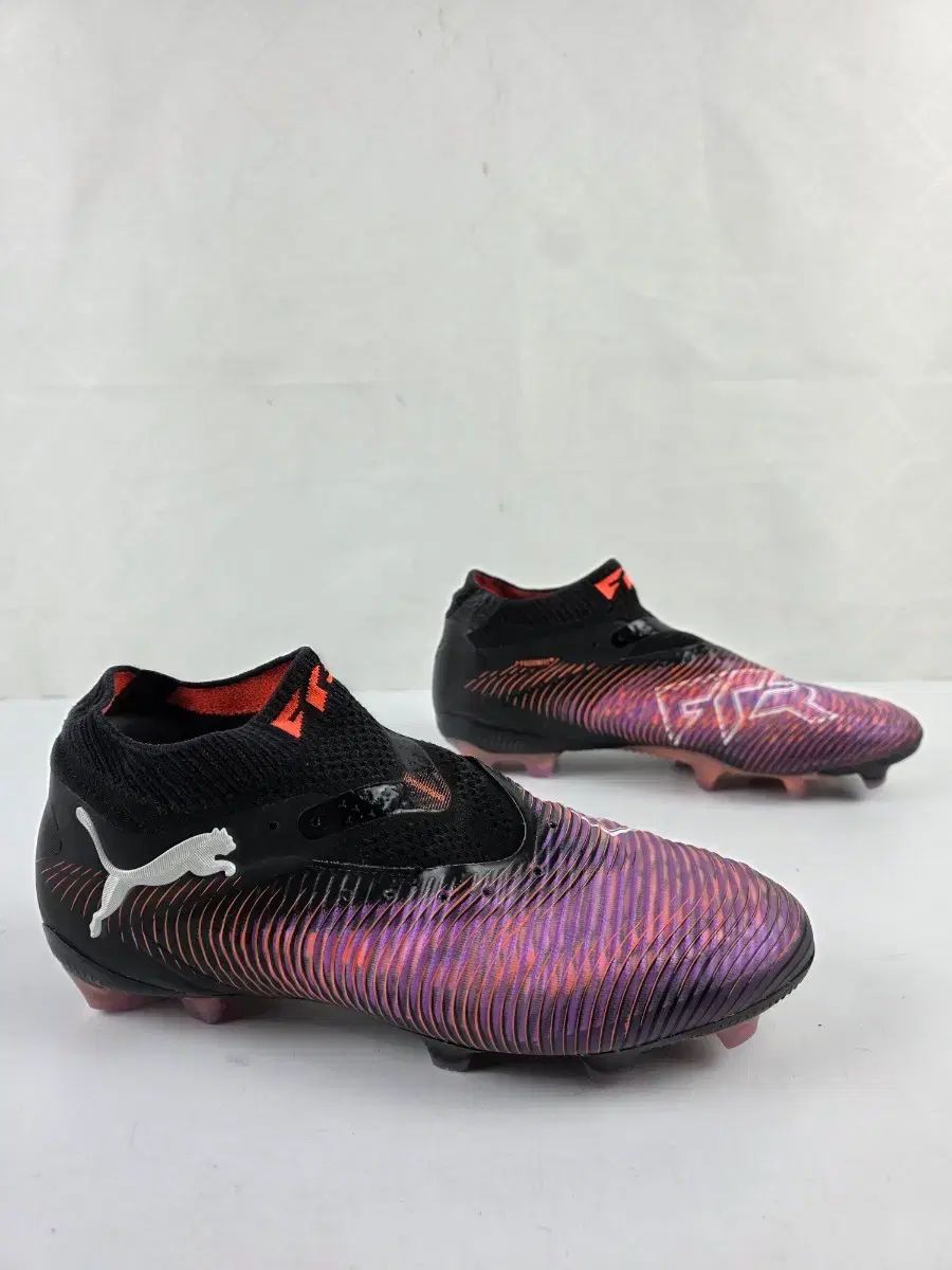 ビントロ^^260 PUMA プーマ Hello Future 8 ULTIMATE FG サッカーシューズ