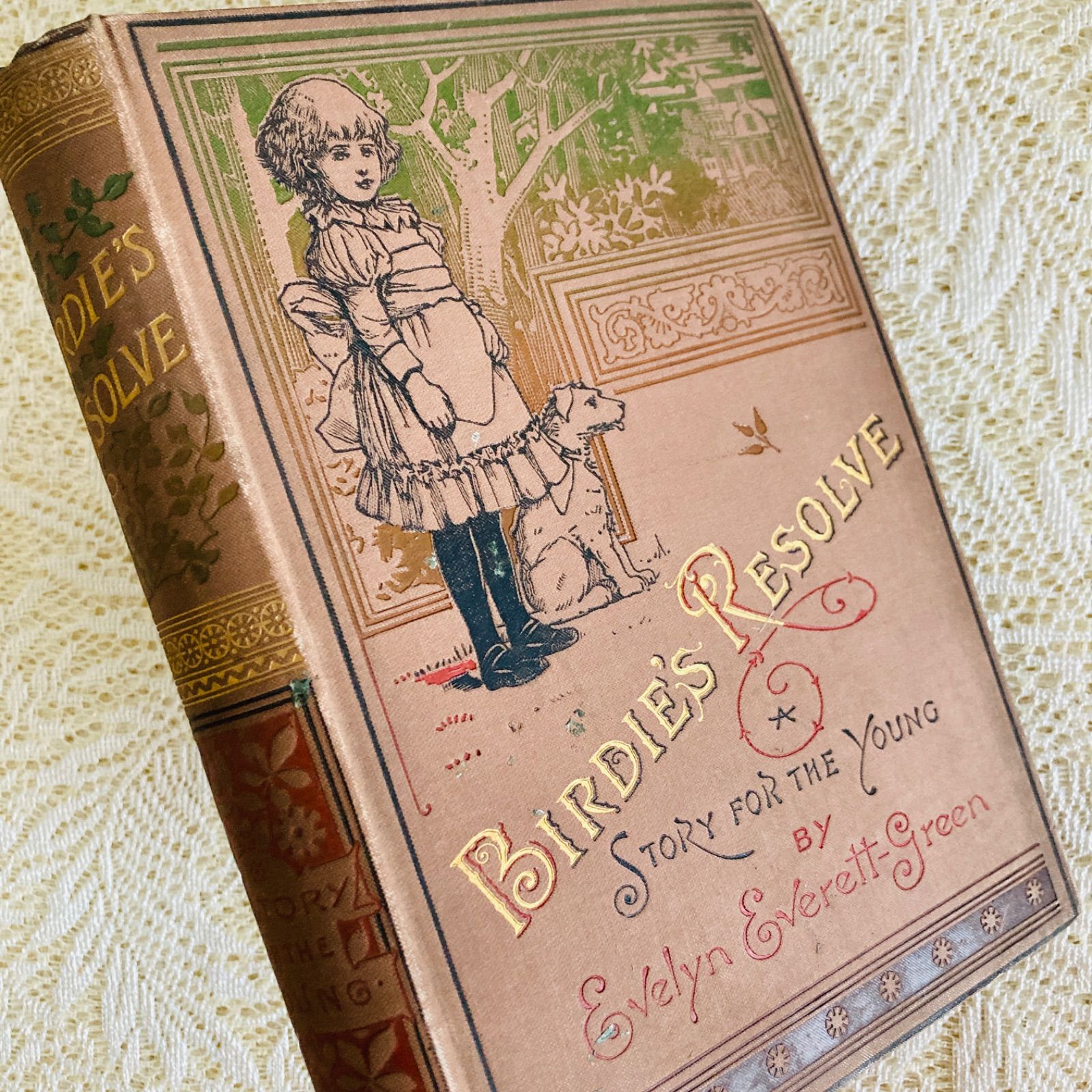 ヴィクトリア朝の気品ある装丁 アンティーク児童書 1892年 インテリア