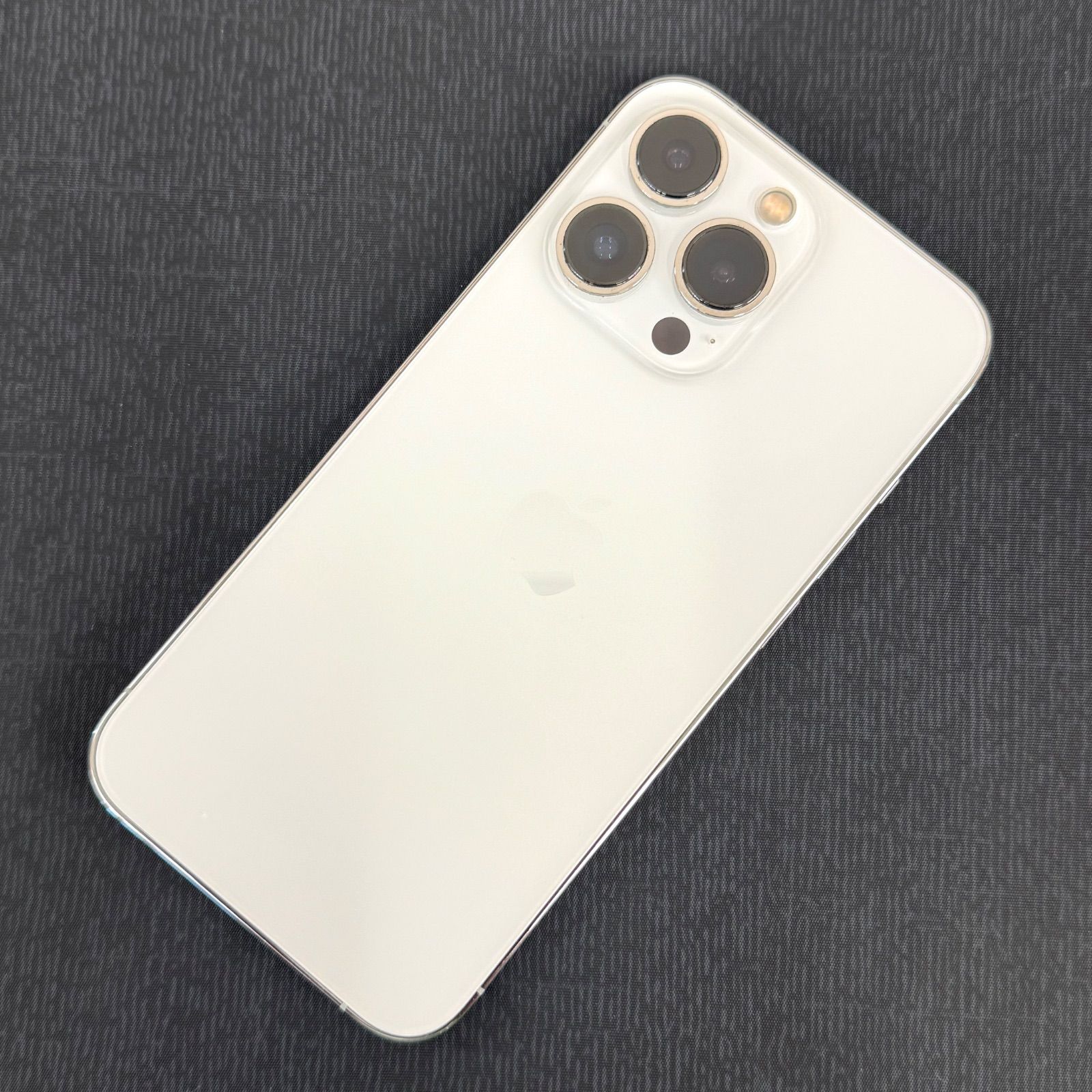 iPhone 13 Pro 256GB シルバー SIMロック解除済 - メルカリ