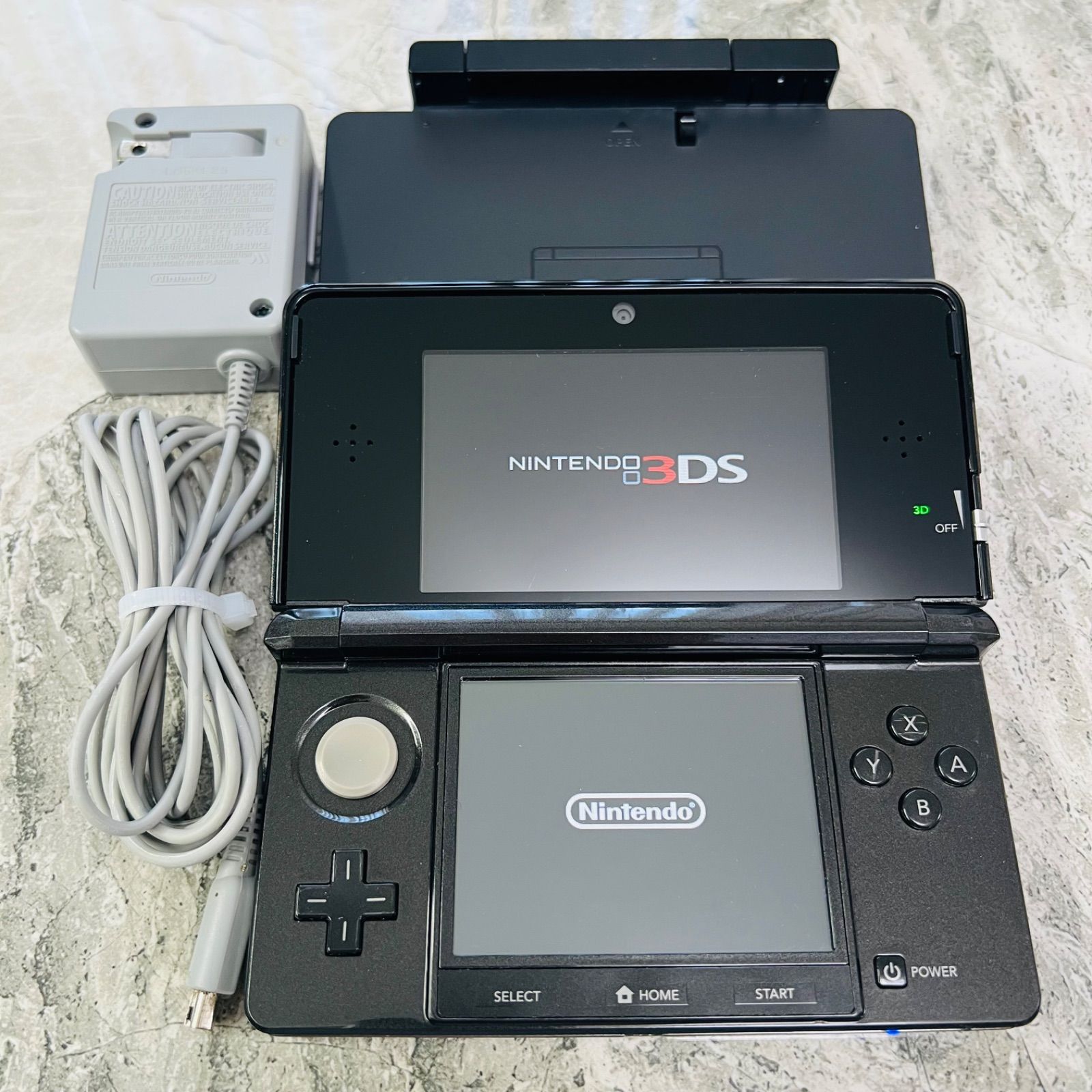【完動品】NINTENDO 3DS コスモブラック