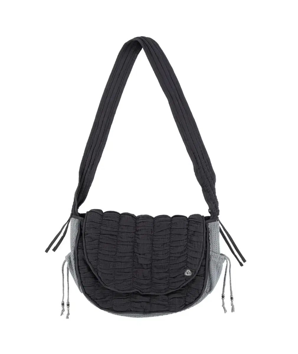 ISSEY MIYAKE キルト クロスバック チャコール