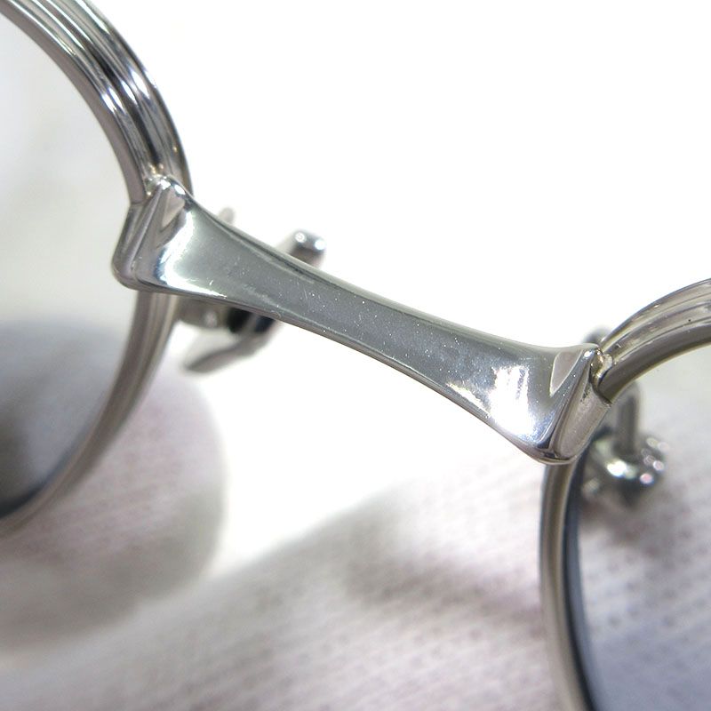 【三重本店】 中古 GENTLE MONSTER | ジェントルモンスター BOLD Optical Collection ABA-02(SM) スクエアシェイプ ミラーレンズ サングラス サイズ:54□18-151 カラー:シルバー系×グレー系 【116】 【三重本店】 中古 GENTLE MONSTER | ジェントルモンスター BOLD Optical Collection ABA-02(SM) スクエアシェイプ ミラーレンズ サングラス サイズ:54□18-151 カラー:シルバー系×グレー系 【116】