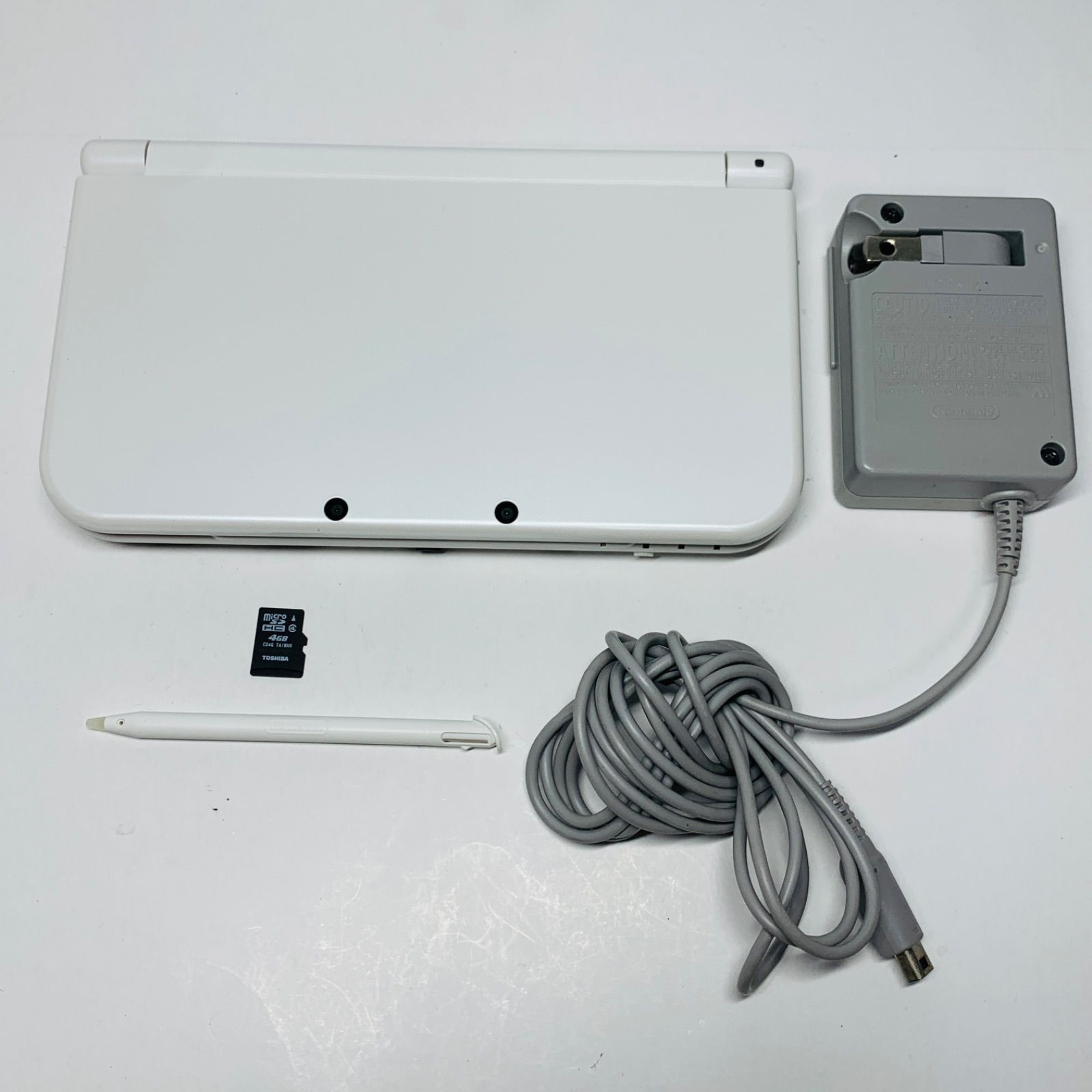【044】Newニンテンドー3DS LL パールホワイト
