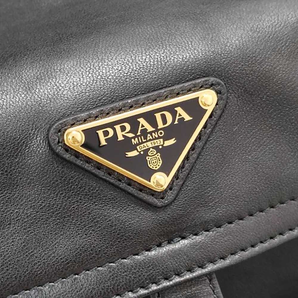 新品 PRADA プラダ エクスプローラ ナッパレザー ショルダーバッグ