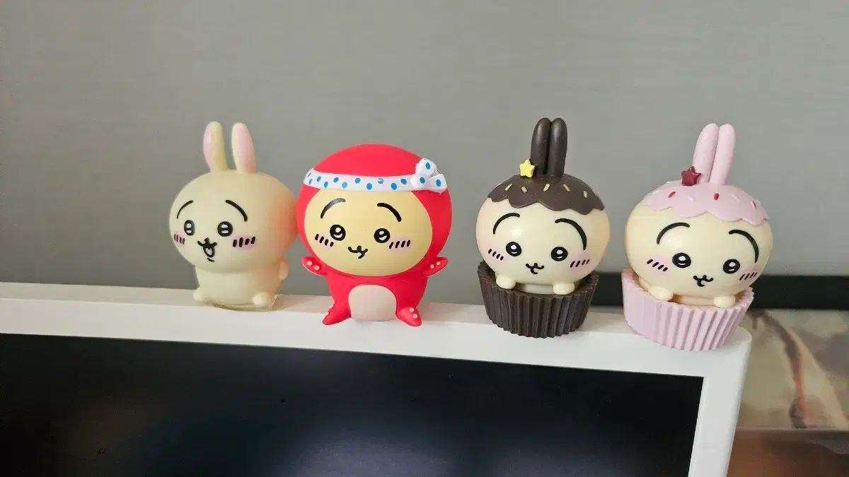 ちいかわ うさぎ ハチワレ フィギュア グッズ