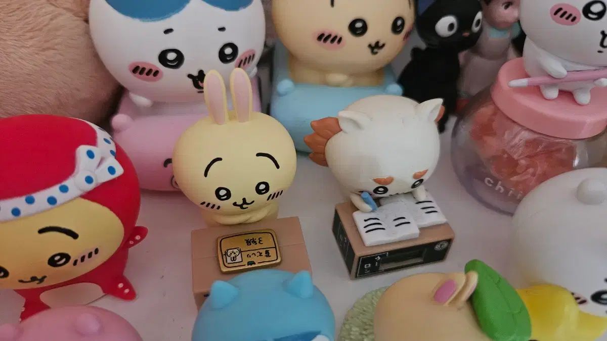 ちいかわ うさぎ ハチワレ フィギュア グッズ