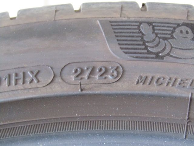 1本販売】2023年製 ミシュラン パイロットスポーツ4S 275/35R21 - メルカリ