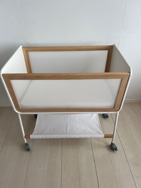 セール　クリーニング済み　説明書付　wagon リリワゴン2 ベビーベッド　マット付