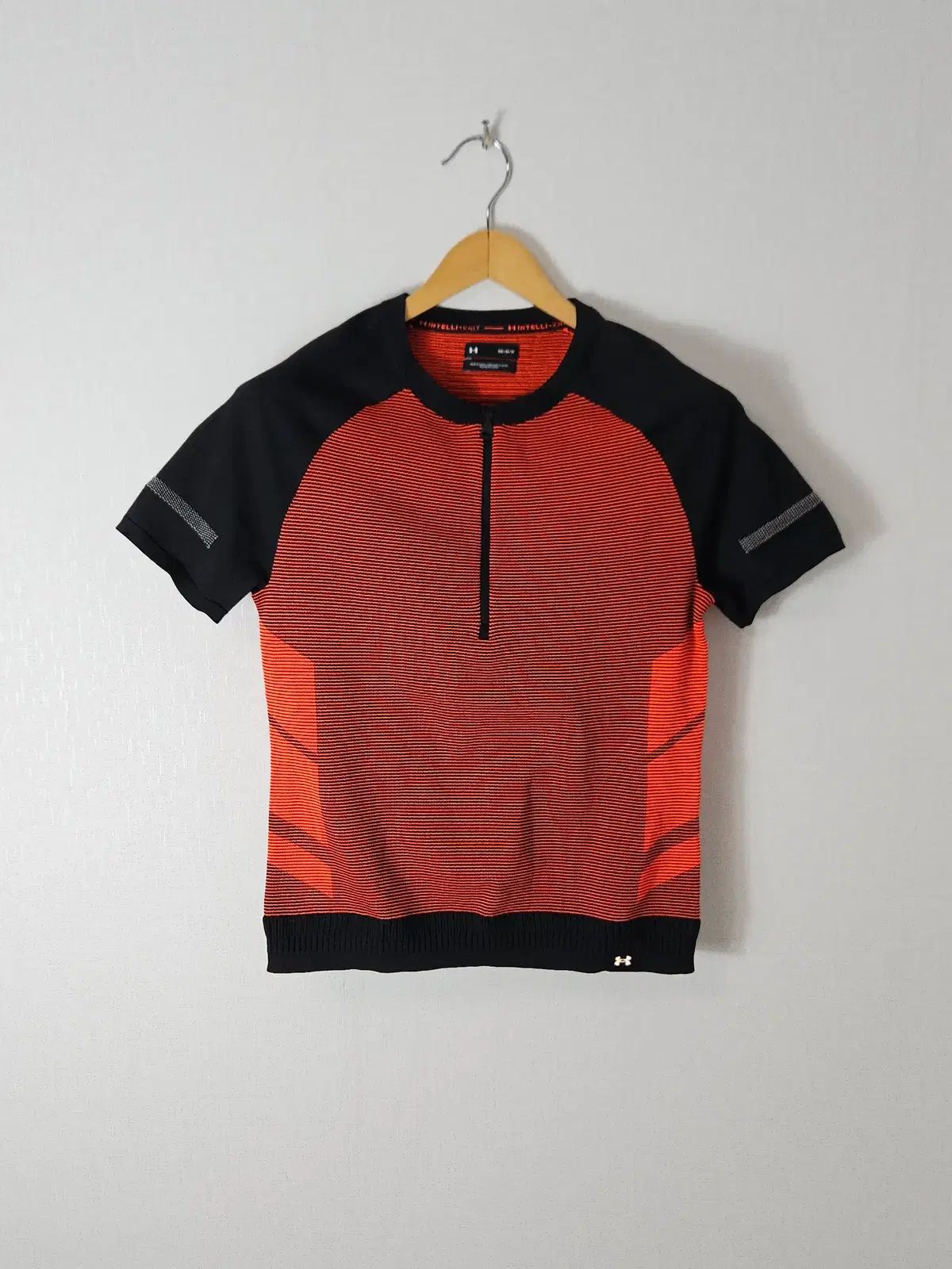 UNDER ARMOUR アンダーアーマー ポロ ニット 半袖 ハーフジップアップ ジム コンプレッション タイト フィット M (ほぼ新品)