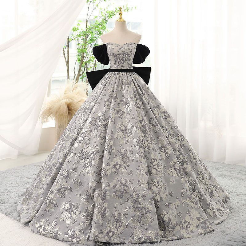新品 イブニングドレス ロングドレス 黒 ベロア ベルベット パフスリーブ 発表会ドレス Aライン 光沢感 花柄 プリンセスドレス オシャレ パーティードレス ブラック お呼ばれドレス 結婚式ドレス 0 14,553円