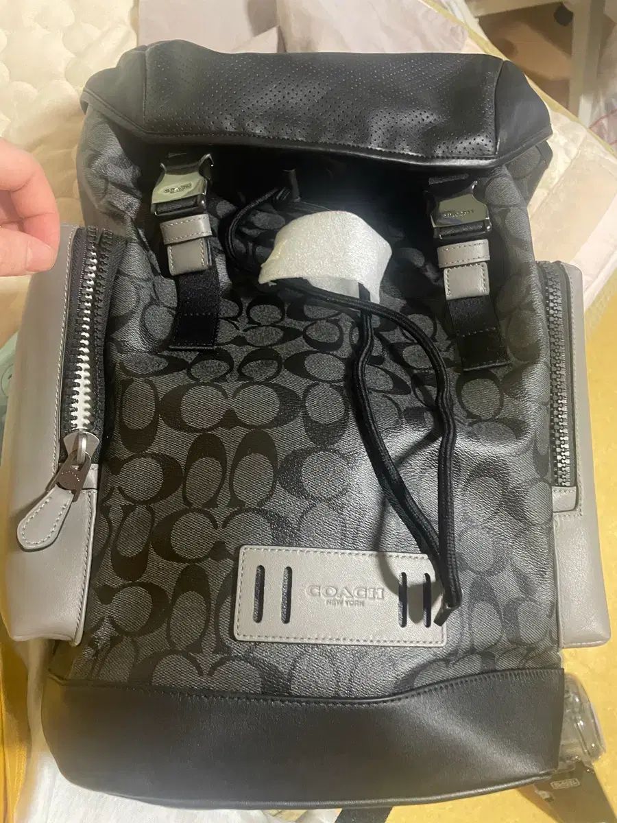 COACH シグネチャー ブラック バックパック 正規品 アメリカ購入