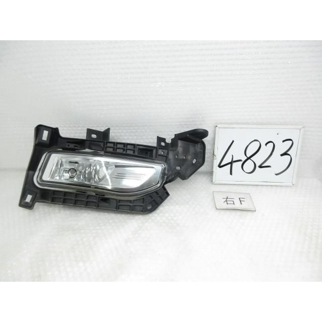 30年 セレナ ハイウェイスター HFC27 右フォグランプ 90078635 26150-8995A 208223 4823