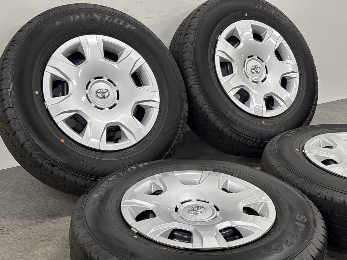 2025年製 新車外し品】トヨタ 200 ハイエース 純正 15in 6J +35 PCD139