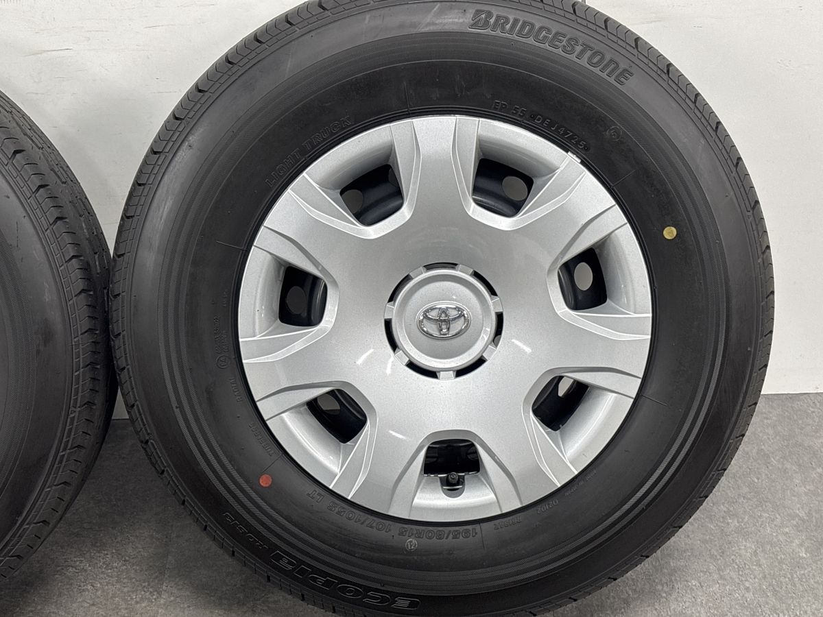 2025年製 新車外し品】トヨタ 200 ハイエース 純正 15in 6J +35 PCD139
