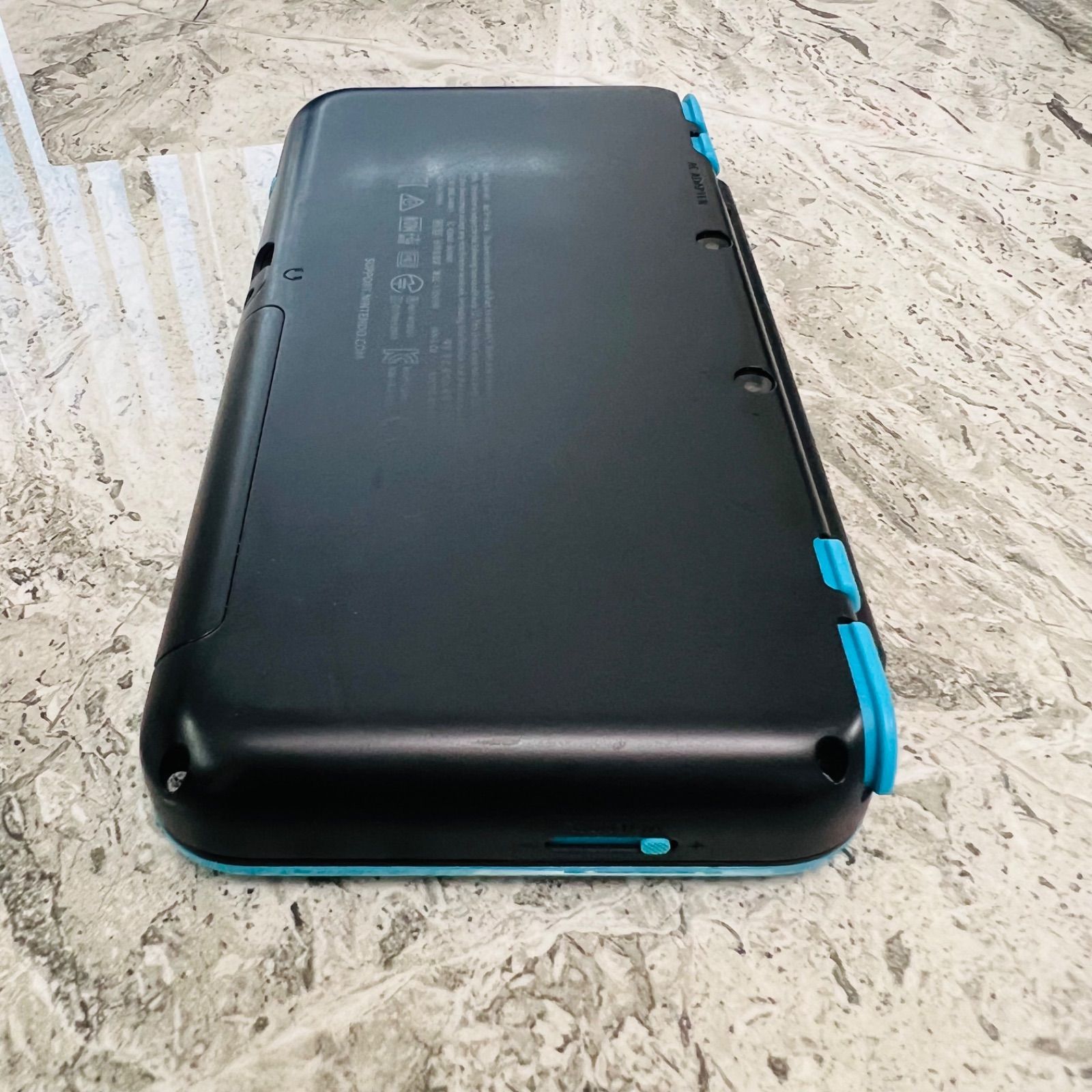 New Nintendo 2DS LL ブラック×ターコイズ - メルカリ