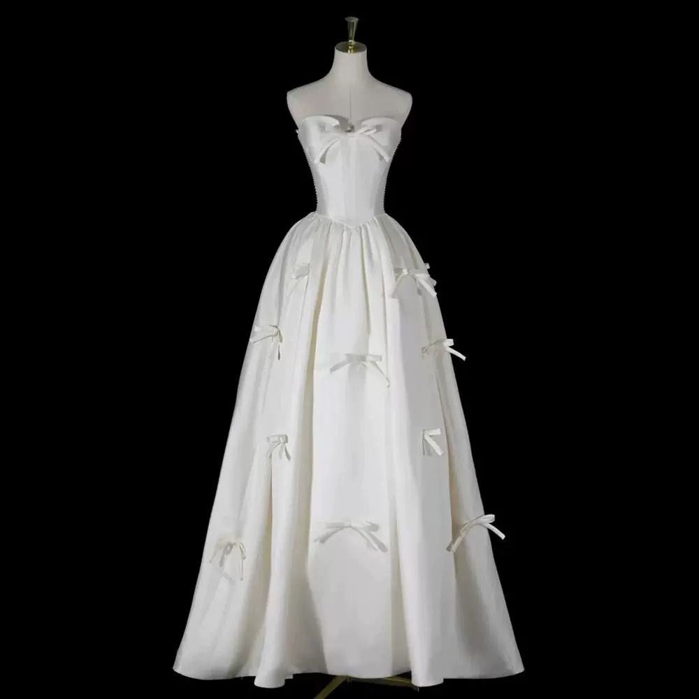 新品 ウェディングドレス ウエディングドレス 二次会 結婚式 前撮り ブライダル ロングドレス 花嫁 プリンセスドレス チューブトップ リボン サテン オフショルダー 可愛い 094