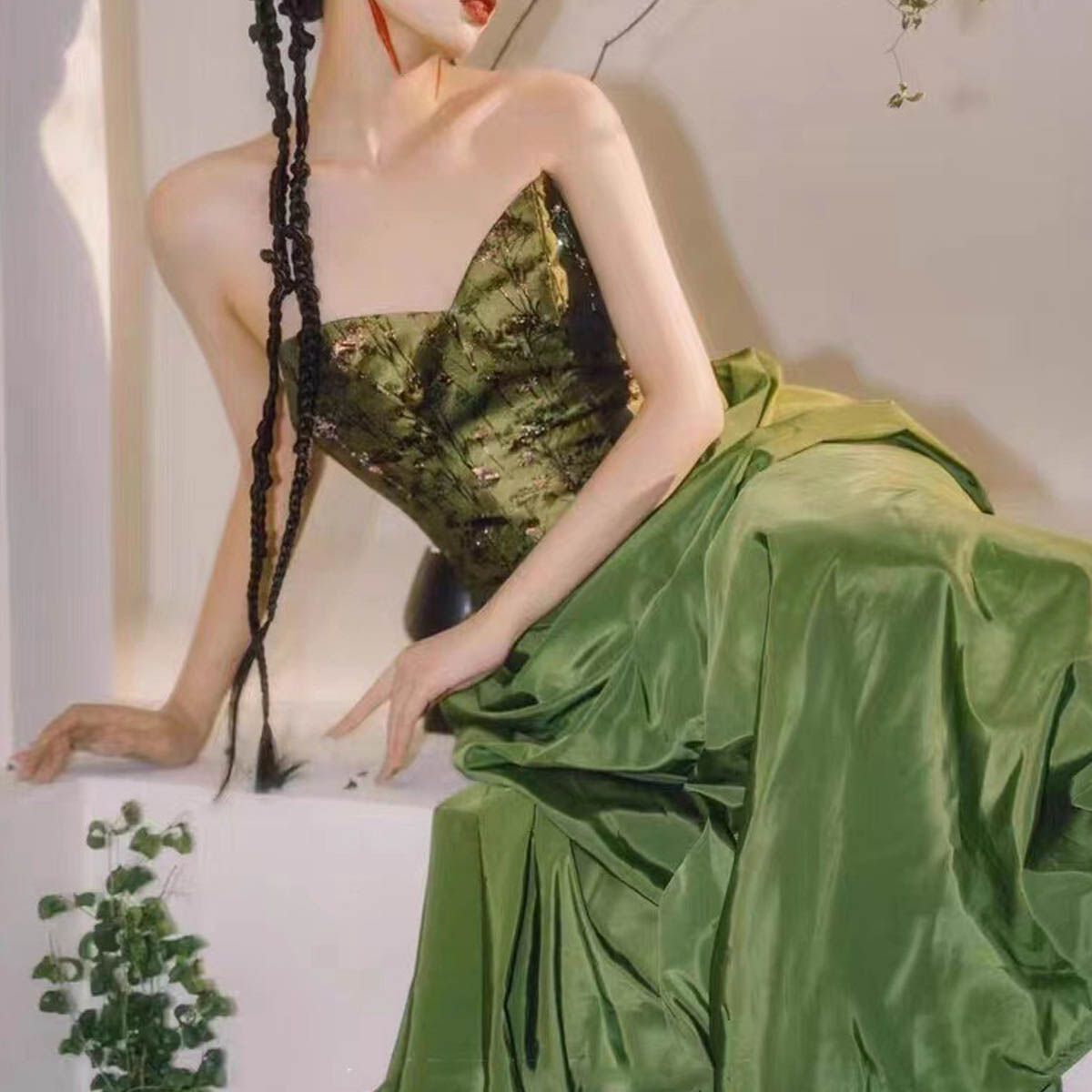 新品 ドレス 大人 ピアノ 発表会 ロングドレス イブニングドレス グリーン 演奏会 結婚式 ピアノ発表会 ロングドレス チューブトップドレス チャイナドレス風 お洒落 0937 17,827円