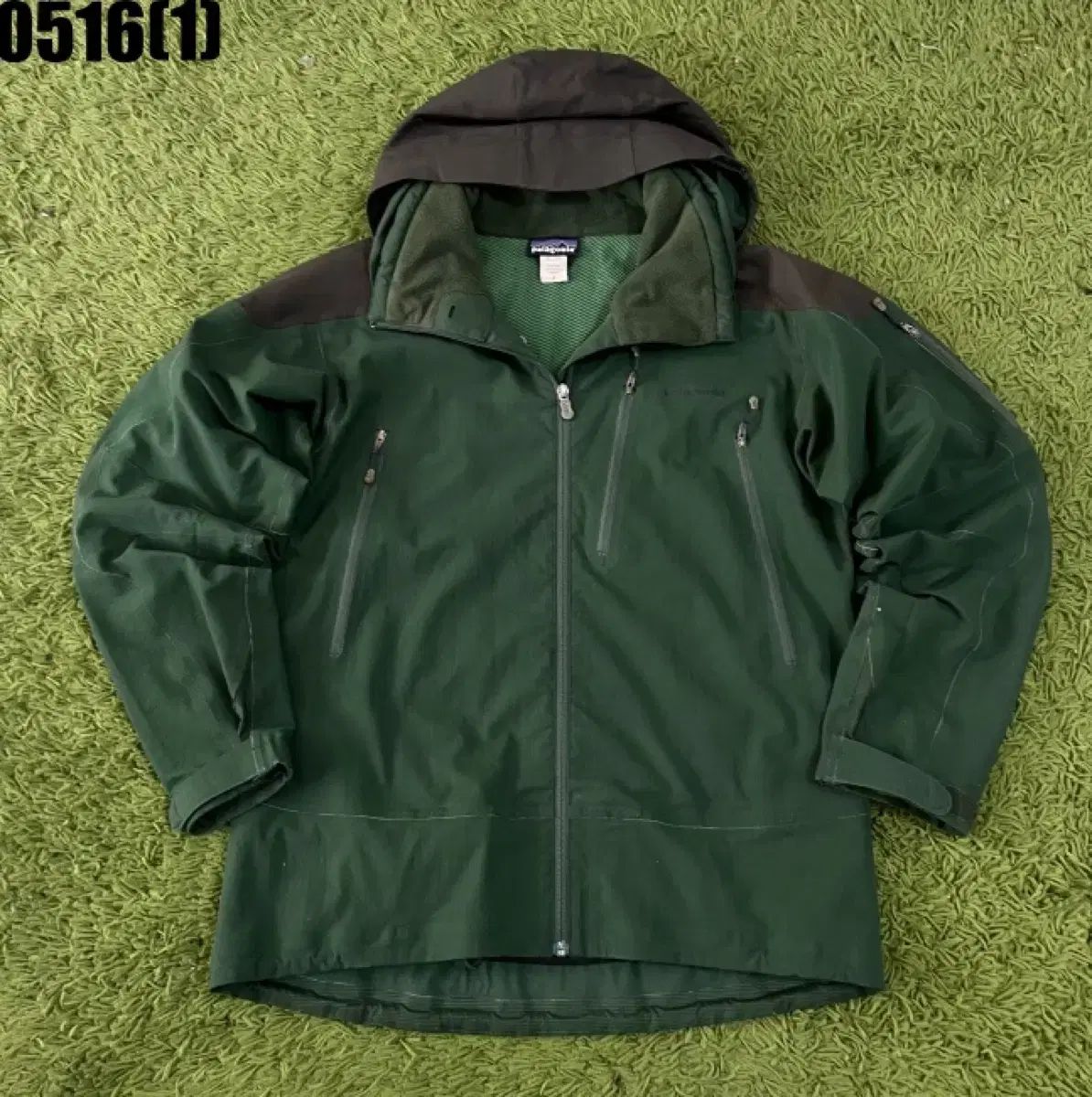 パタゴニア patagonia グリーン色 WHO(フ) フード ウィンドブレーカー ジャケット S