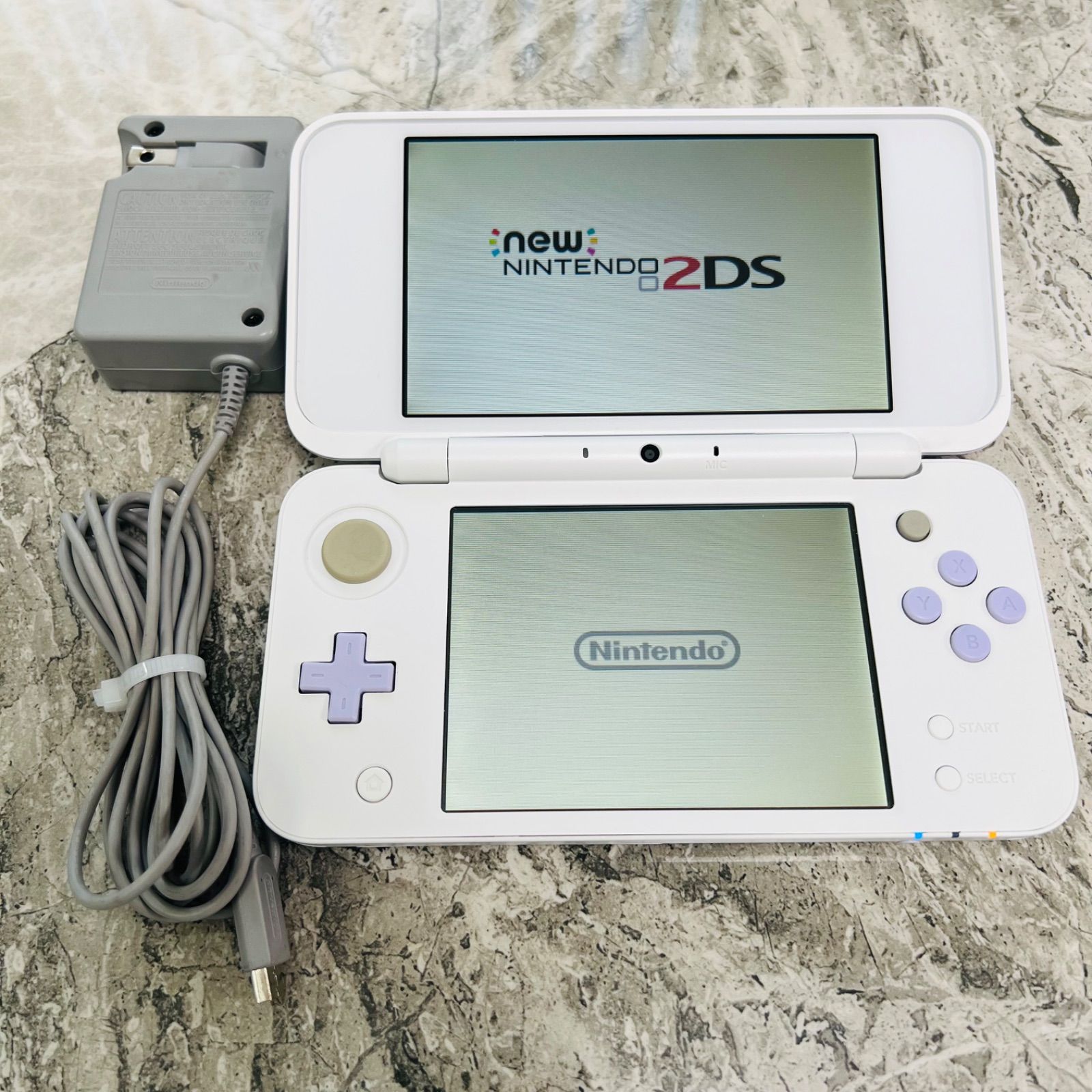 New Nintendo ２DS LL ホワイト×ラベンダー