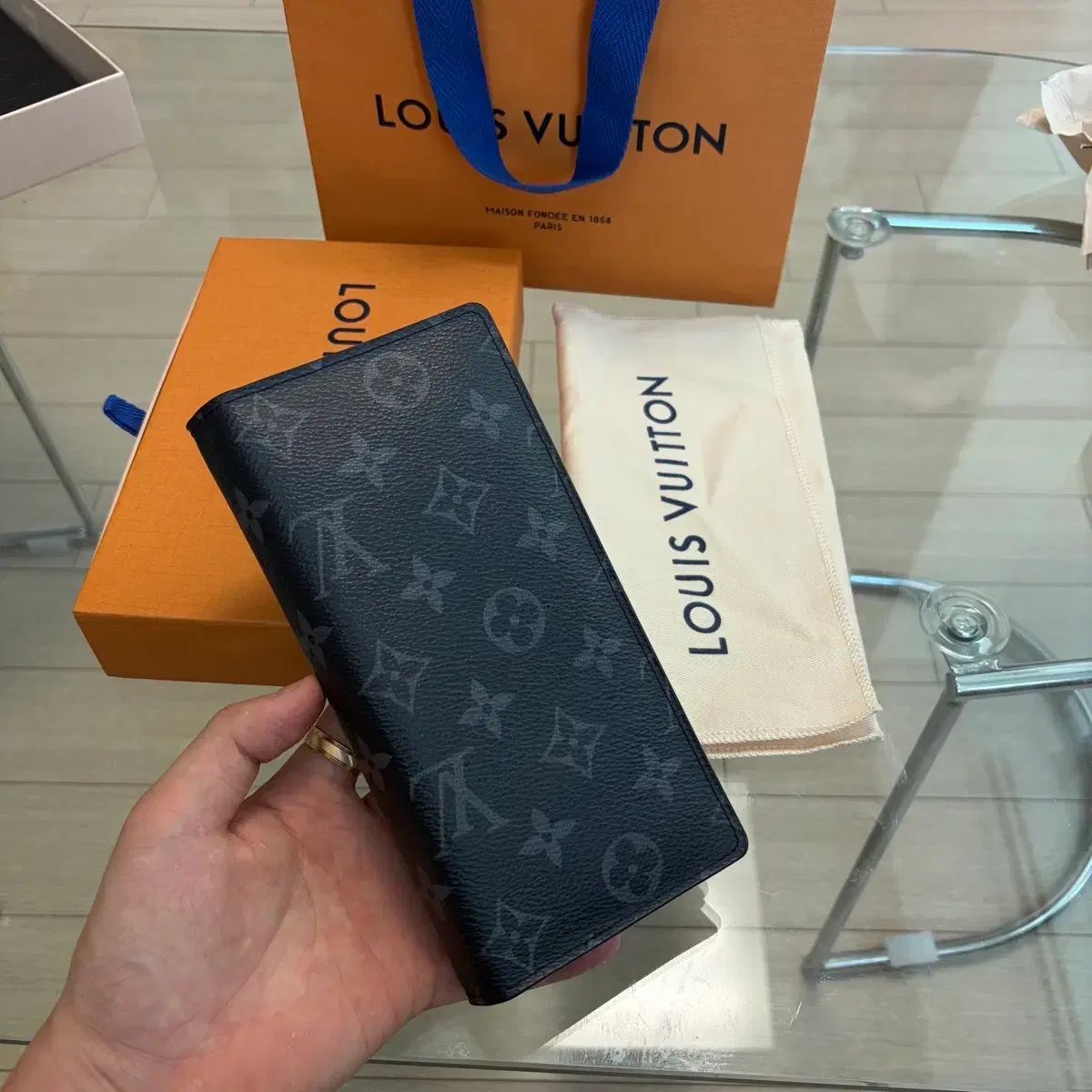 品質保証，本物保証】 {ほぼ新品/最安値}Louis Vuitton ルイヴィトン