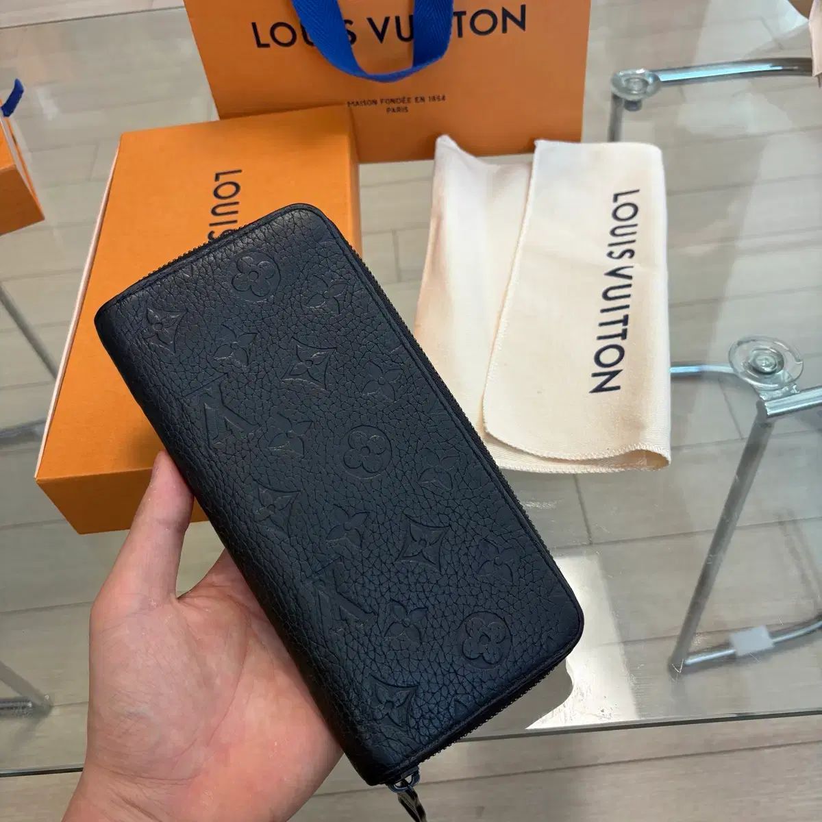 {ほぼ新品/最安値}ルイヴィトン トゥー丸のまま ジッパー ドール 長財布