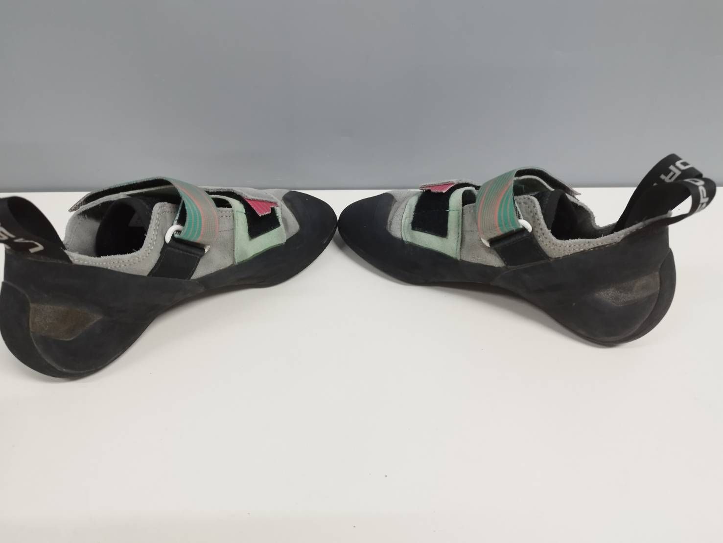 良品】LA SPORTIVA ラスポルティバ アラゴン ウーマン/クライミング 