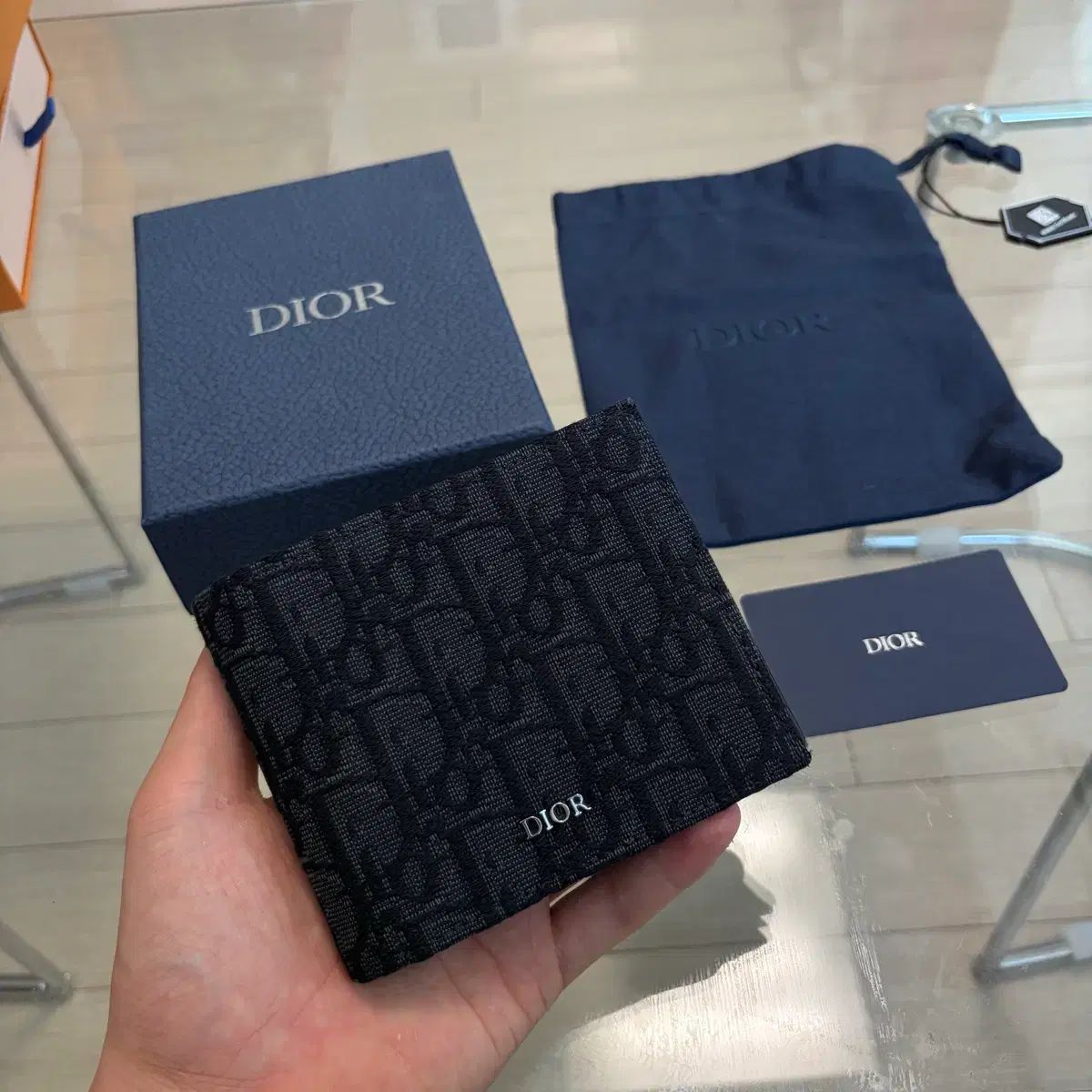 【ほぼ新品/最安値】ディオール オブリーク 二つ折り財布
