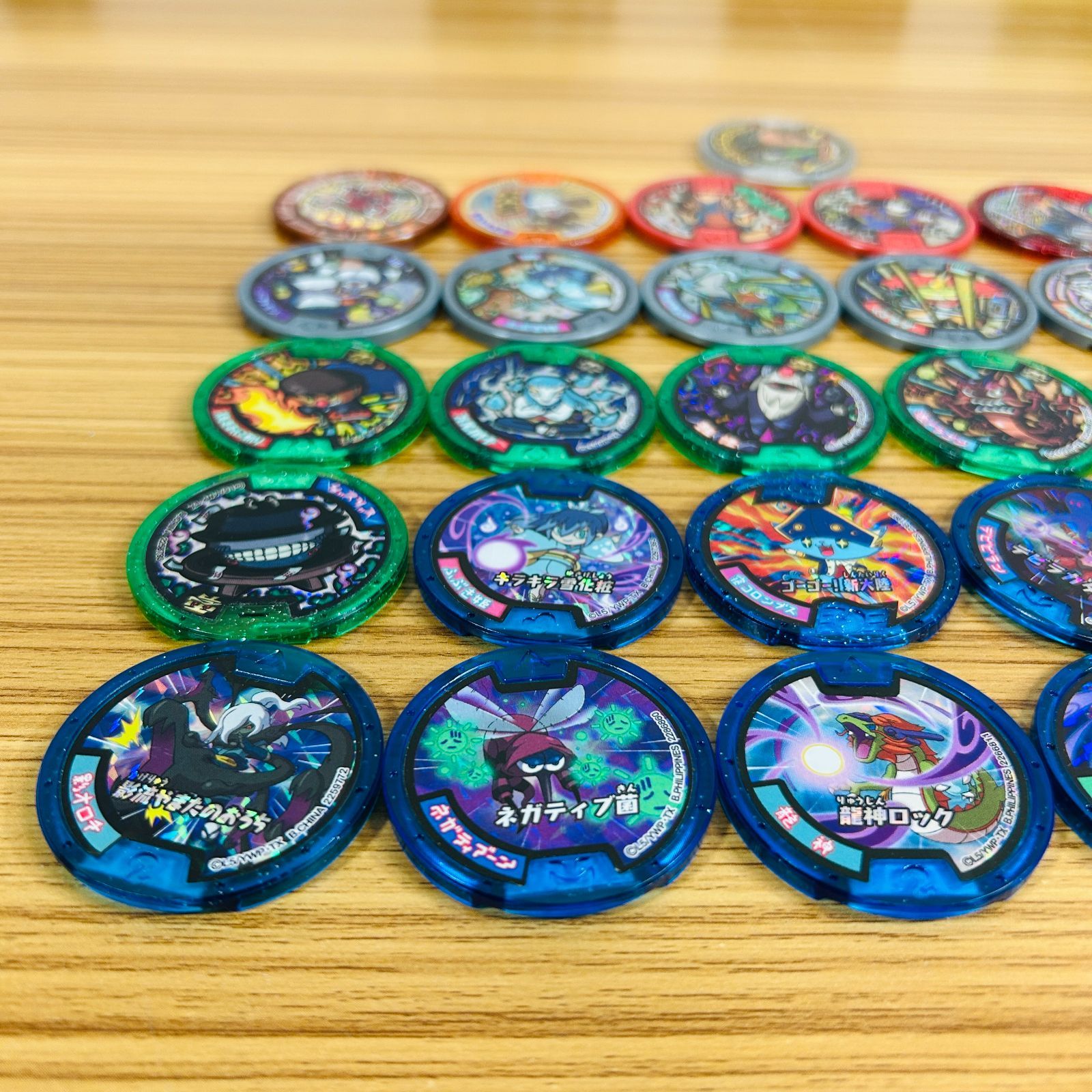 妖怪ウォッチ 妖怪メダル レアホロメダル 31枚 まとめ売り - メルカリ