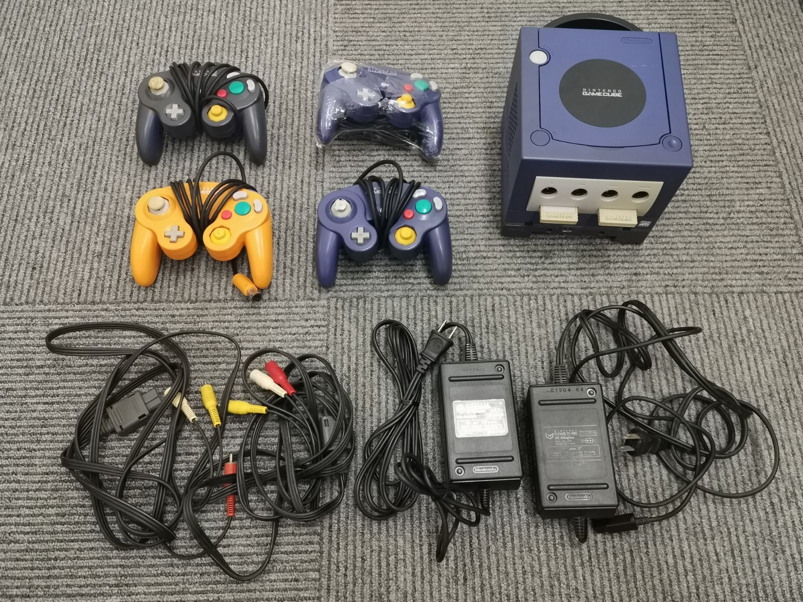 I【不動・ジャンク品】 任天堂 Nintendo ゲームキューブ（Game boy