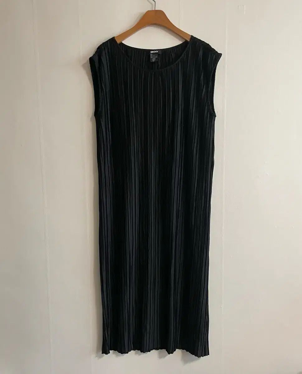 DKNY スリーブレス プリーツ ロング ONE PIECE