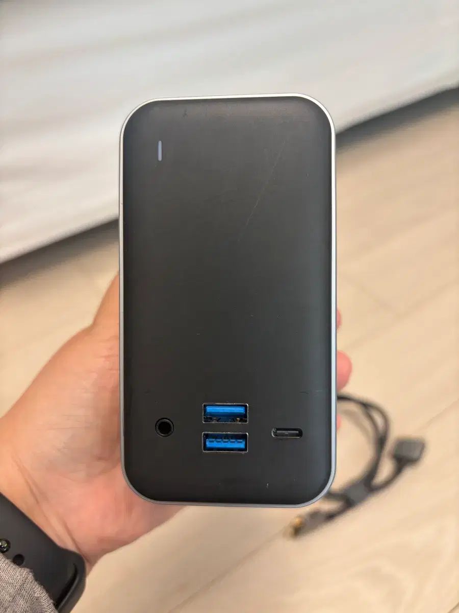 ベージュ끼 MacBookデュアルモニター専用 c タイプハブドック