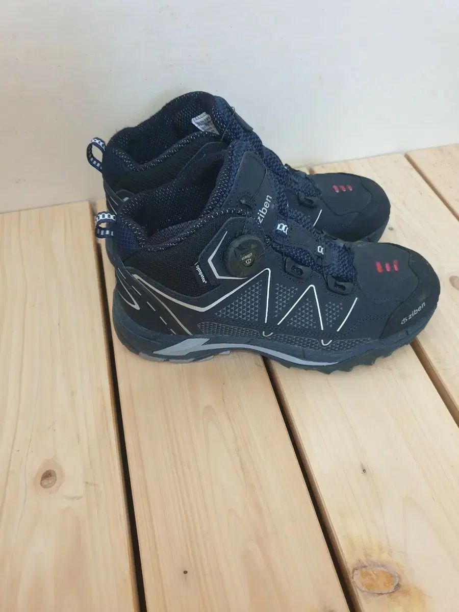 ジベン ZIBEN 安全靴 ブラック 登山靴