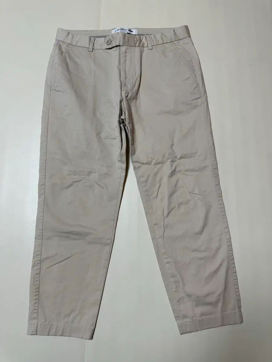 (状態AA 出品18) LACOSTE ラコステ テーパードフィット コットン ストレッチコットン パンツ 33-34