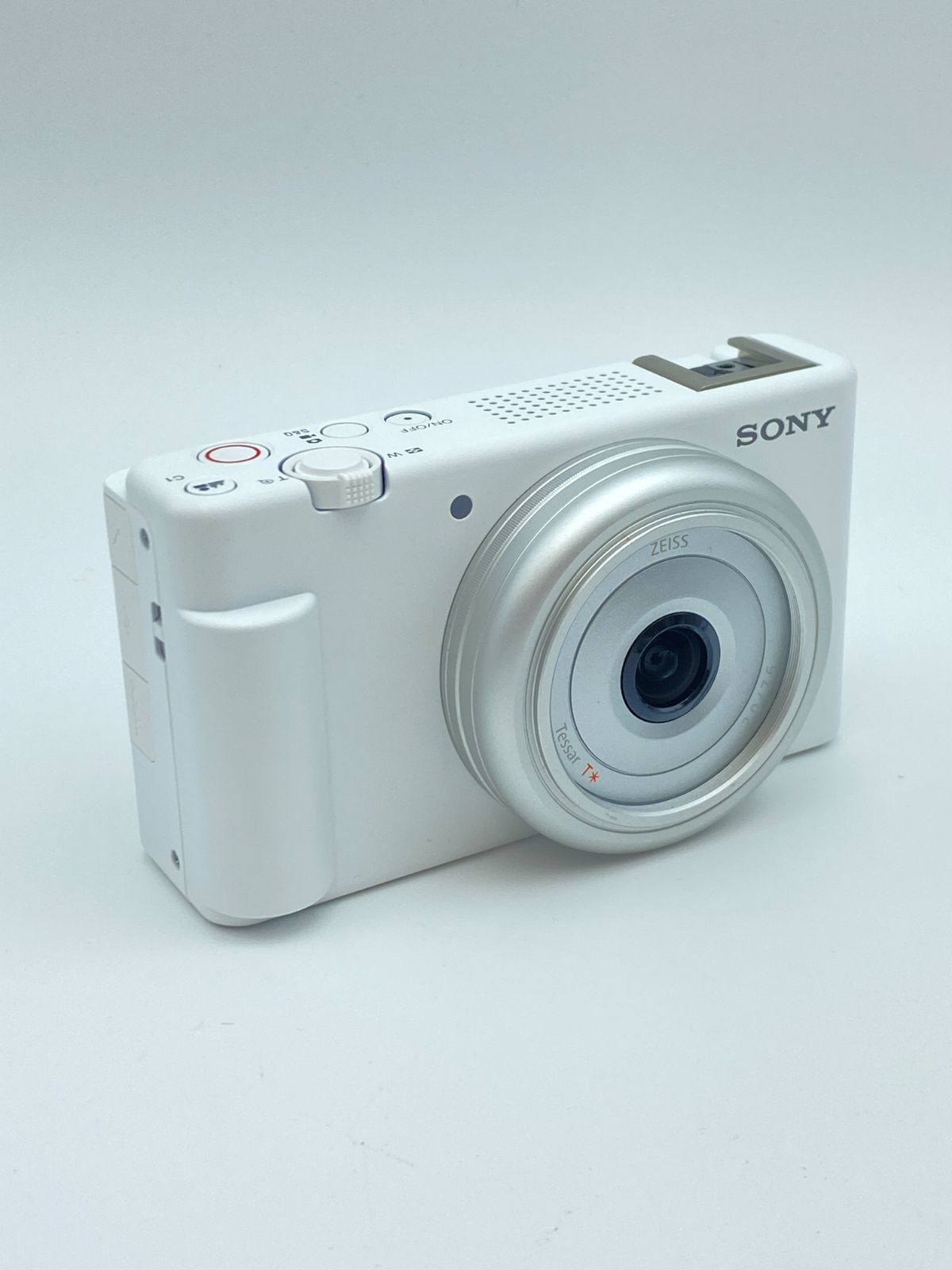 ら*ら様 y*o様 SONY コンパクトデジタルカメラ ホワイトzv-1f中古訳 動作確認済】SONY VLOGCAM ZV-1F ホワイト コンパクトデジタルカメラ