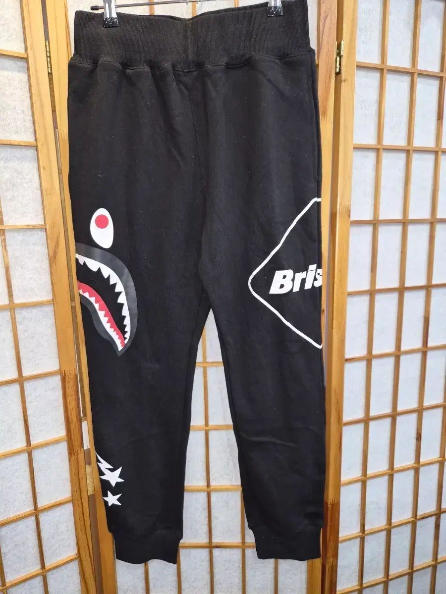 FCR BAPE キャラクター ズボン ユニセックス