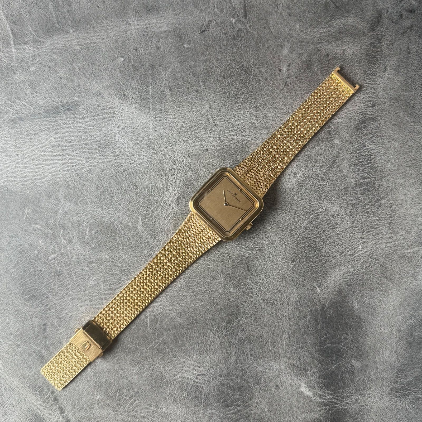 美品】ユニバーサルジュネーブ 角型 クォーツ ヴィンテージ - メルカリ