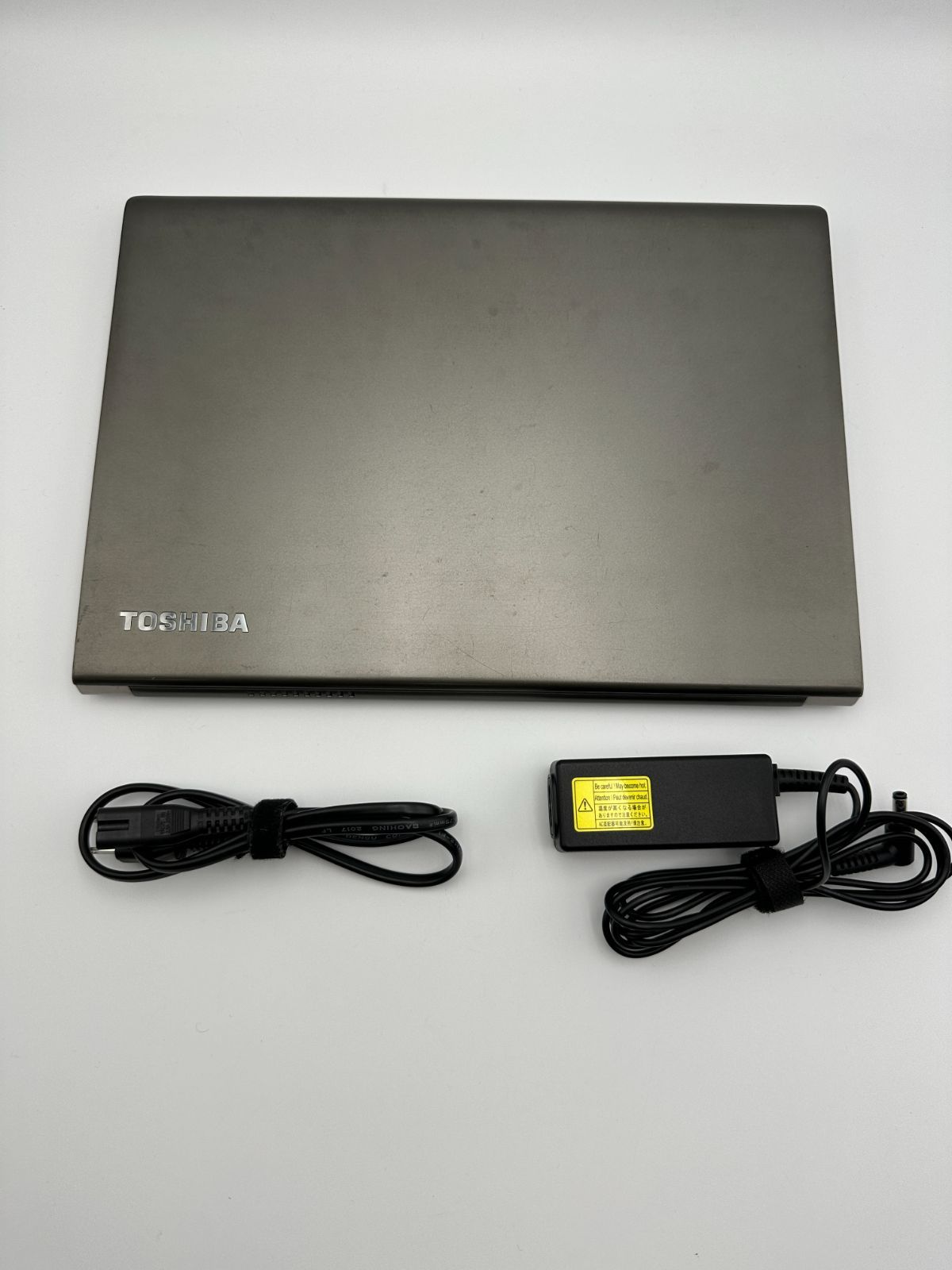 東芝 dynabook R63/B