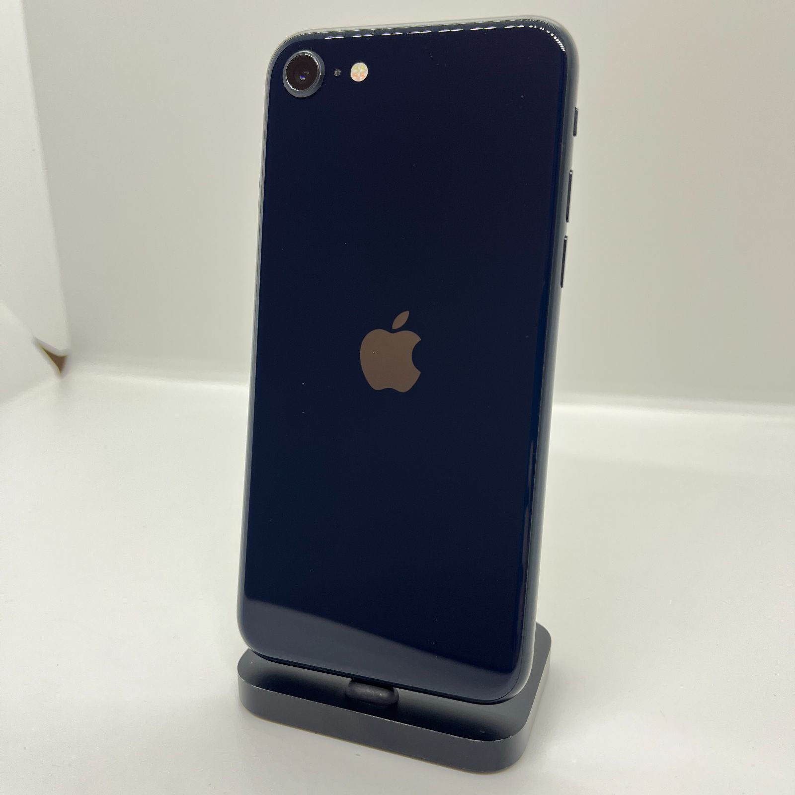 iPhoneSE3 128GB ミッドナイト Bランク SIMフリー - メルカリ