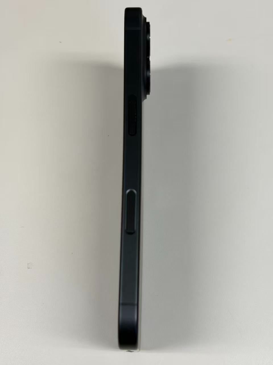 iPhone16 128GB ブラック (ジャンク) バッテリー100% - メルカリ