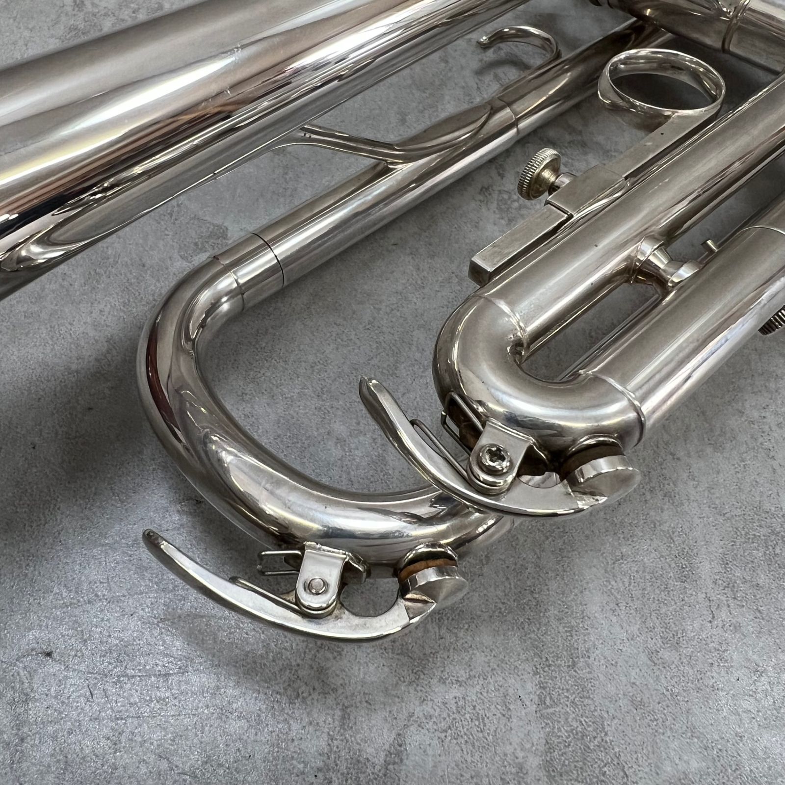 ヤマハ B♭トランペット YTR-334S 銀メッキ イエローブラス 純正マウス