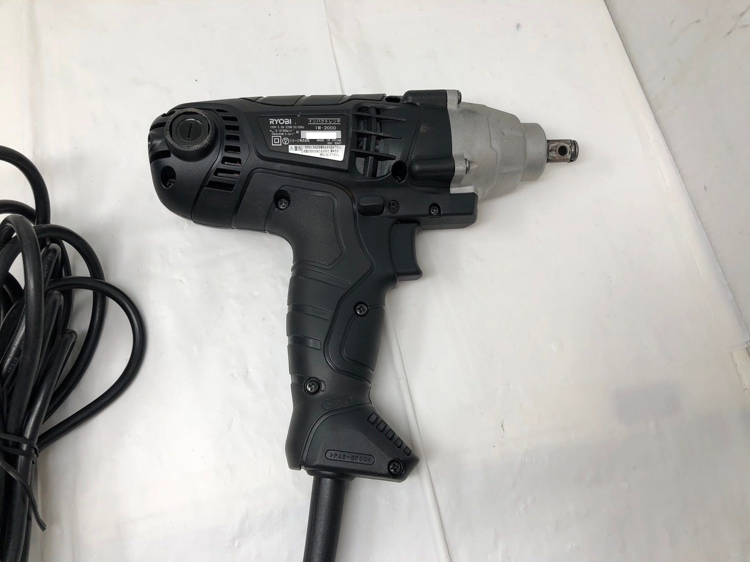 ◇RYOBI リョービ インパクトレンチ IW-2000 本体 現状品◇21581