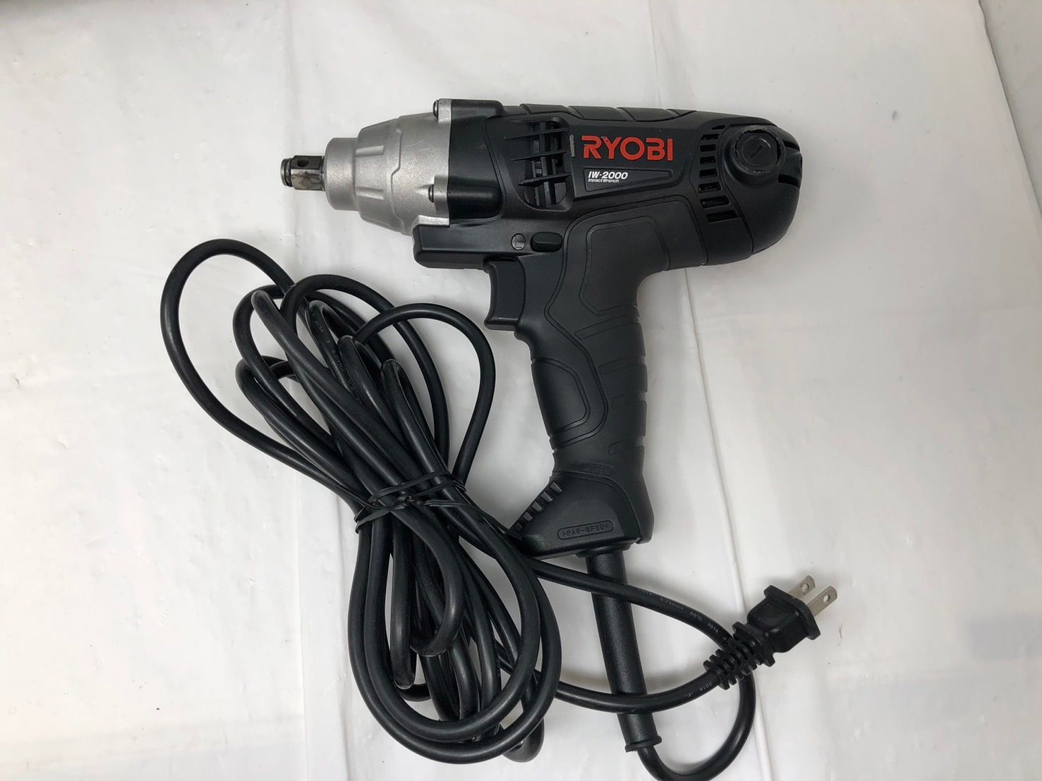 ◇RYOBI リョービ インパクトレンチ IW-2000 本体 現状品◇21581